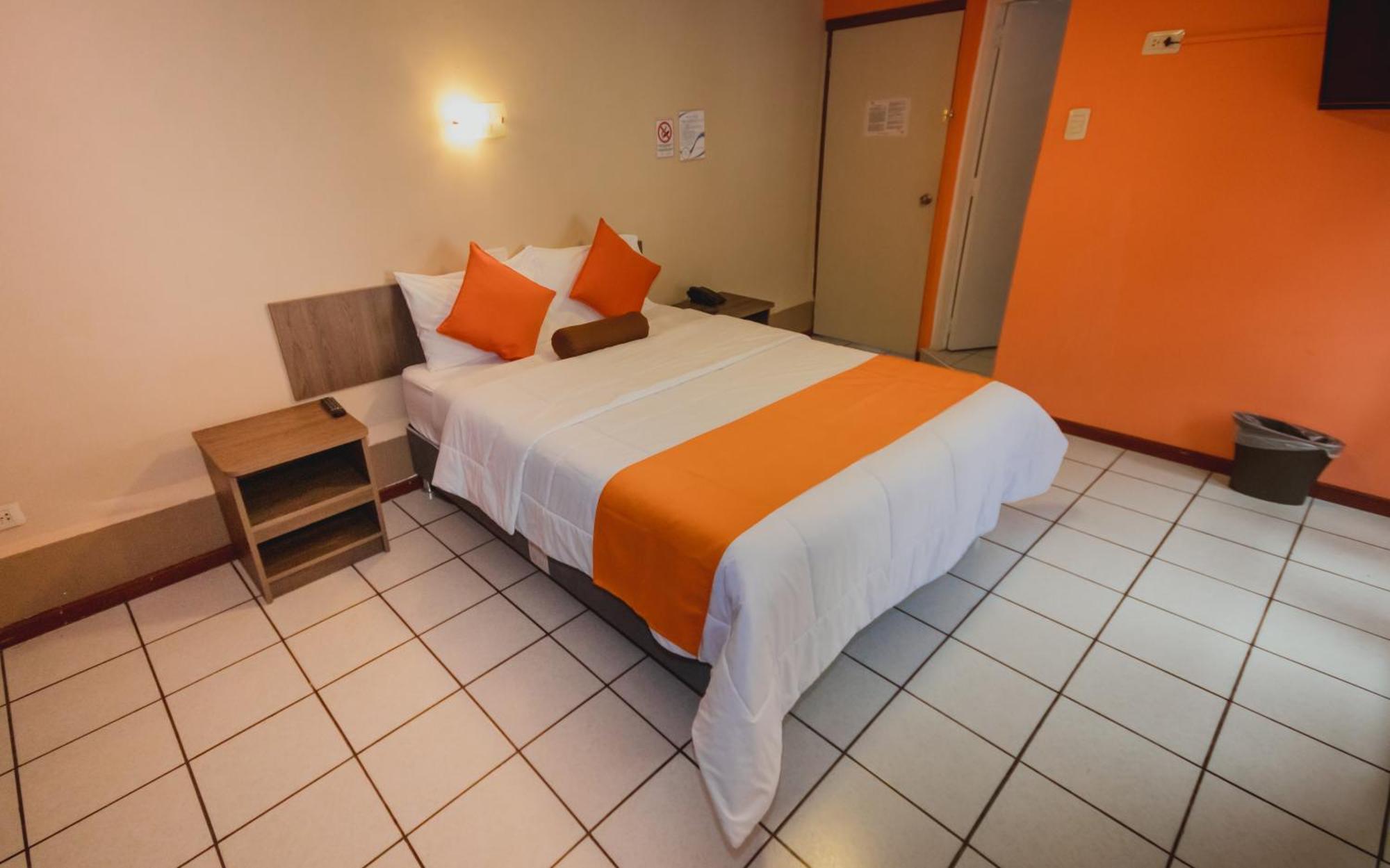 Hotel Sol De Belen Cajamarca Exterior photo